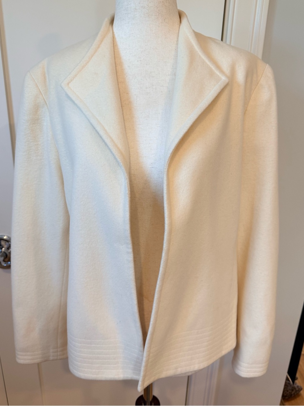 Louben Cashmere Wool Blend Cream Open-Front Jacket